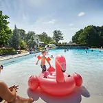 Villa In Limburg Near Designer Outlet Roggel