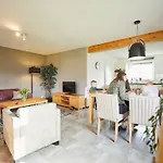 Villa In Limburg Near Designer Outlet Roggel